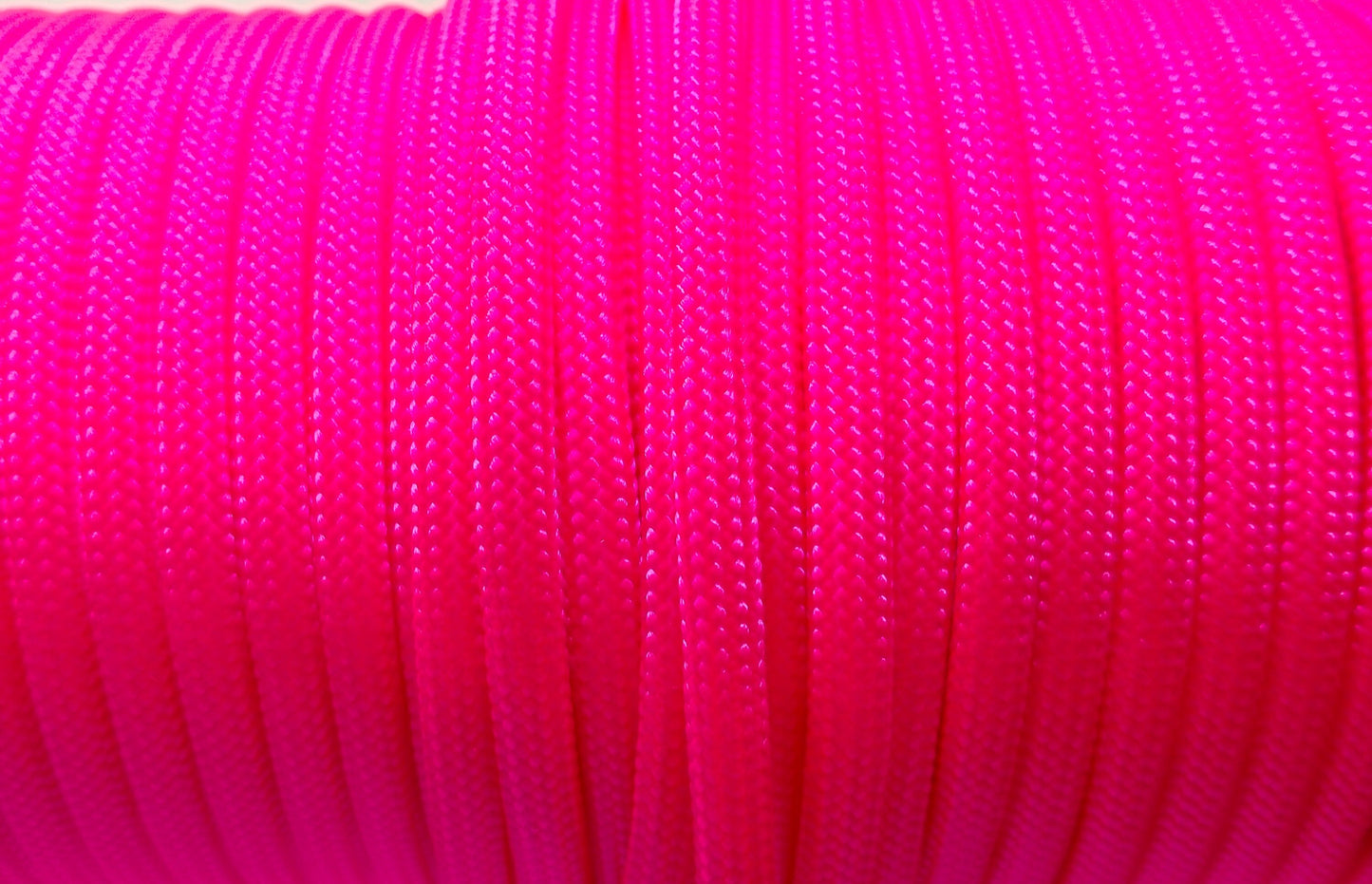 Paracord 4mm Neon Pink Kim & Milly's Cords 4 Paws Paracord Handmade Dog Accessories Customizable Made in Germany Shipping worldwide
