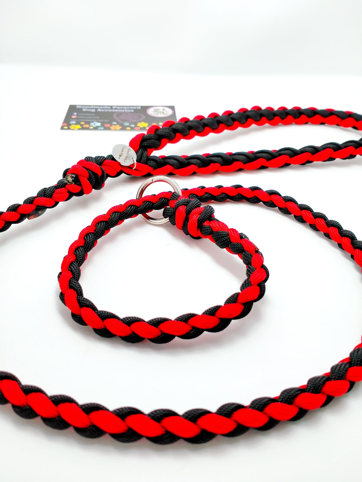 Groomer's Slip Lead - 4 Strand Round Braid cords4paws Paracord Handmade Dog Accessories Customizable Made in Germany Shipping worldwide