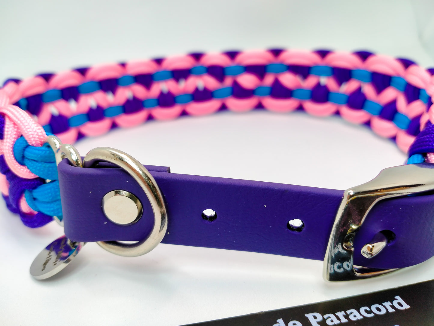 Dog Collar - Sadie's Posie Kim & Milly's Cords 4 Paws Paracord Handmade Dog Accessories Customizable Made in Germany Shipping worldwide