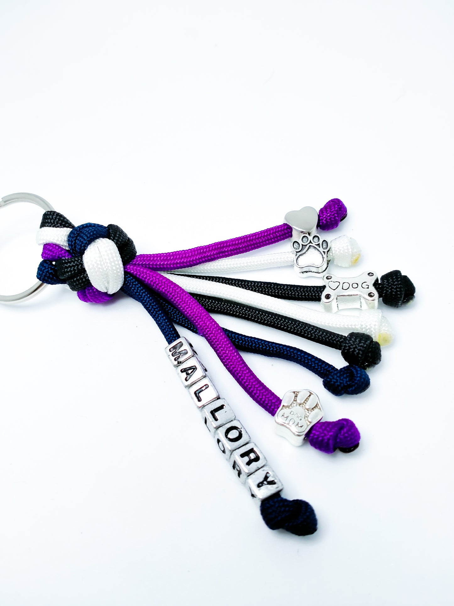 Key Chain - "Diamond" cords4paws Paracord Handmade Dog Accessories Customizable Made in Germany Shipping worldwide