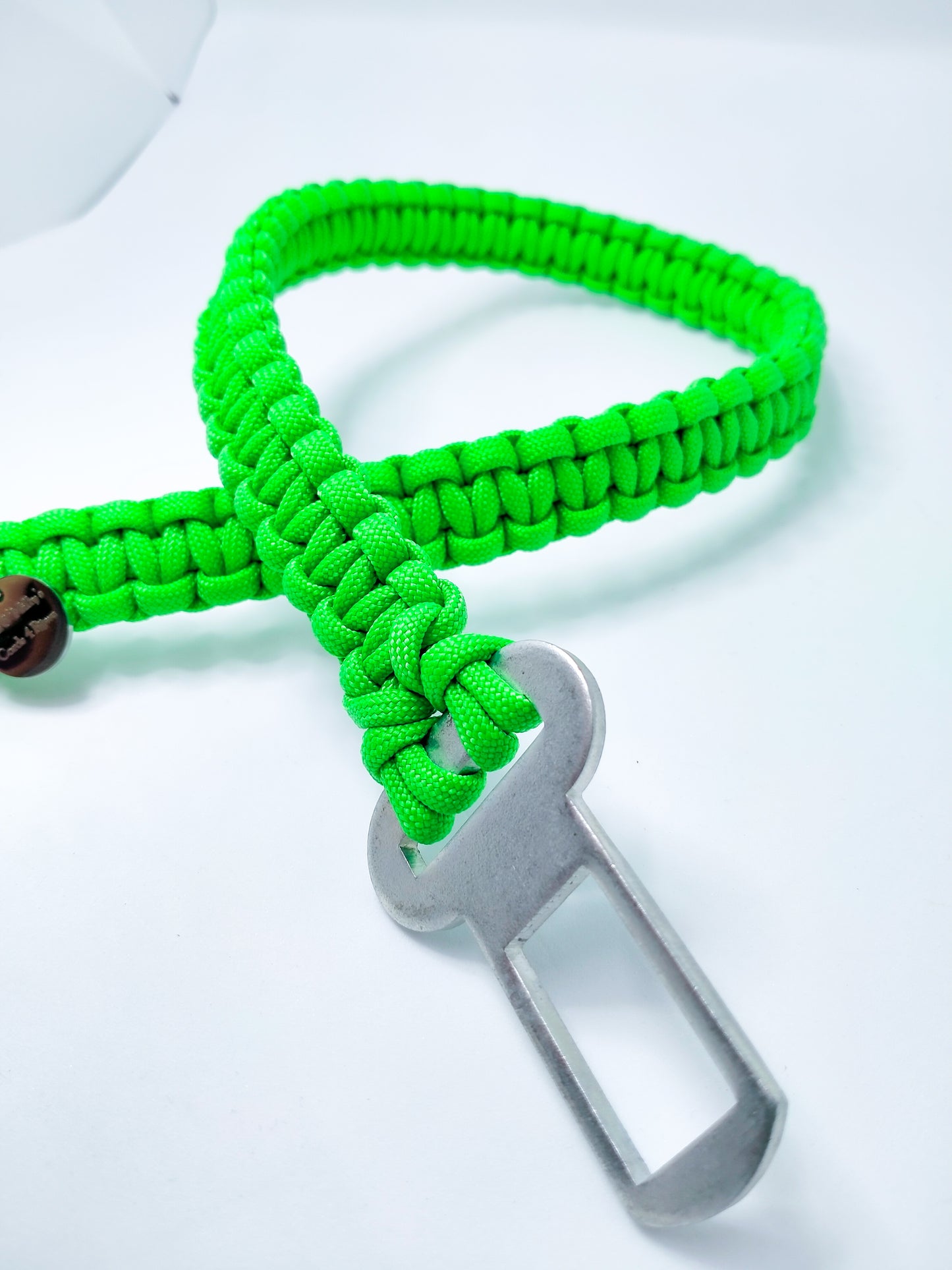 Pet Seat Belt - "Cobra" cords4paws Paracord Handmade Dog Accessories Customizable Made in Germany Shipping worldwide