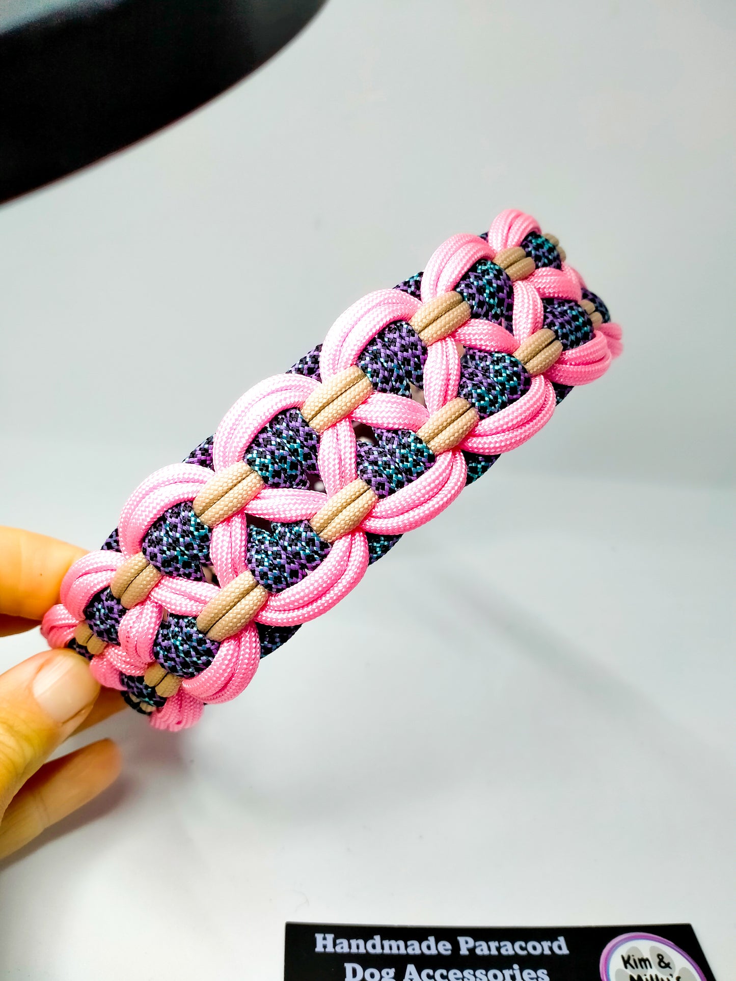 Dog Collar - Sadie's Posie Kim & Milly's Cords 4 Paws Paracord Handmade Dog Accessories Customizable Made in Germany Shipping worldwide