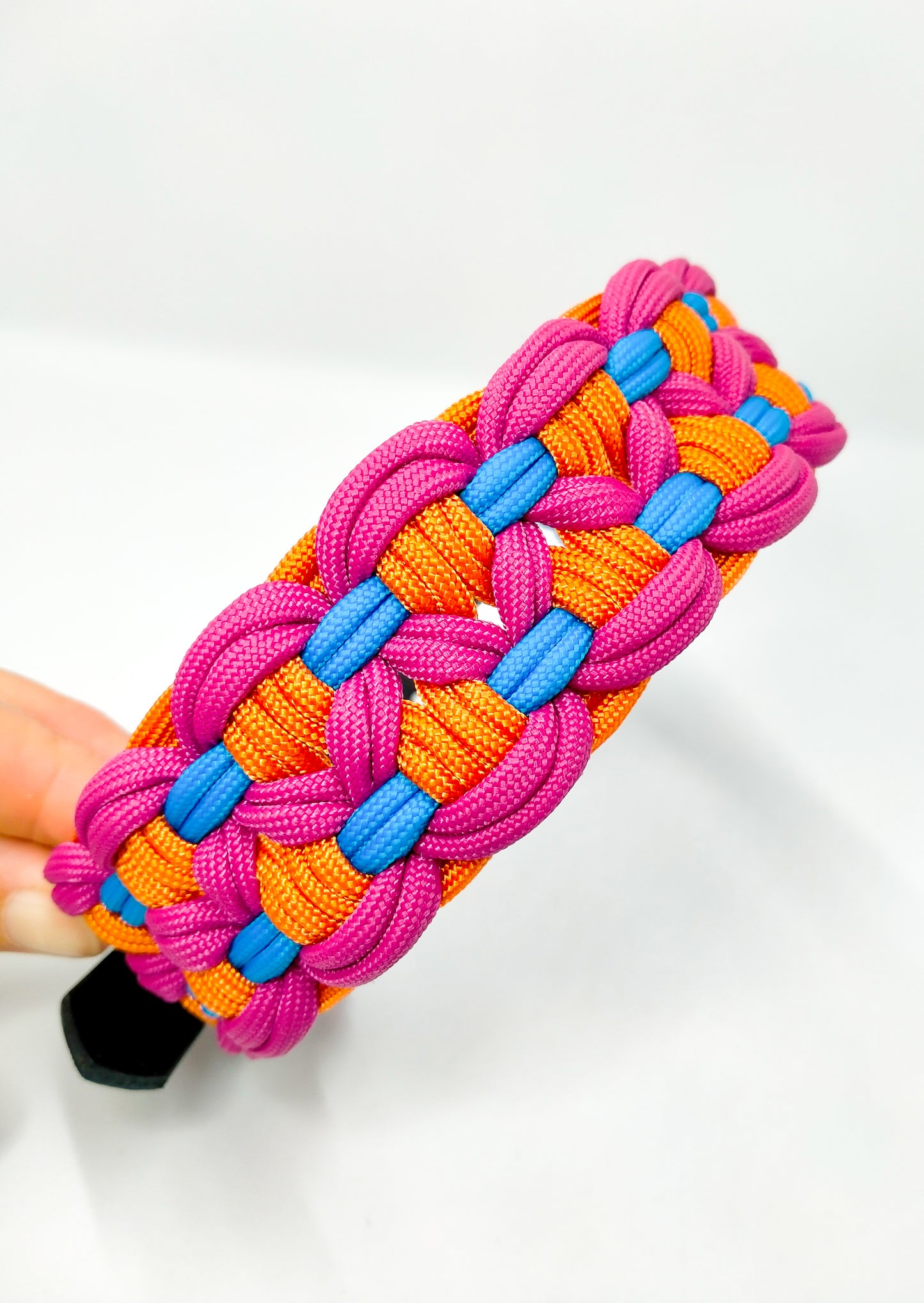 Dog Collar - Sadie's Posie Kim & Milly's Cords 4 Paws Paracord Handmade Dog Accessories Customizable Made in Germany Shipping worldwide