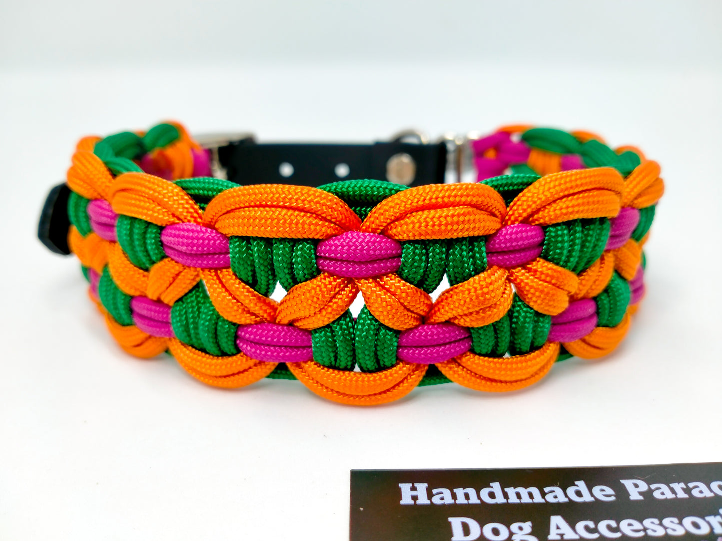 Dog Collar - Sadie's Posie Kim & Milly's Cords 4 Paws Paracord Handmade Dog Accessories Customizable Made in Germany Shipping worldwide