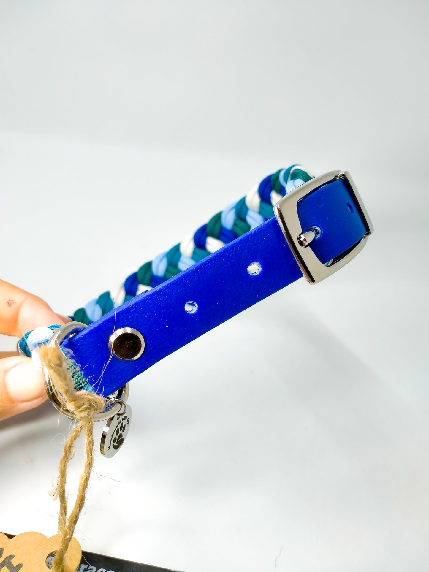 Dog Collar - Milly's Rainbow cords4paws Paracord Handmade Dog Accessories Customizable Made in Germany Shipping worldwide