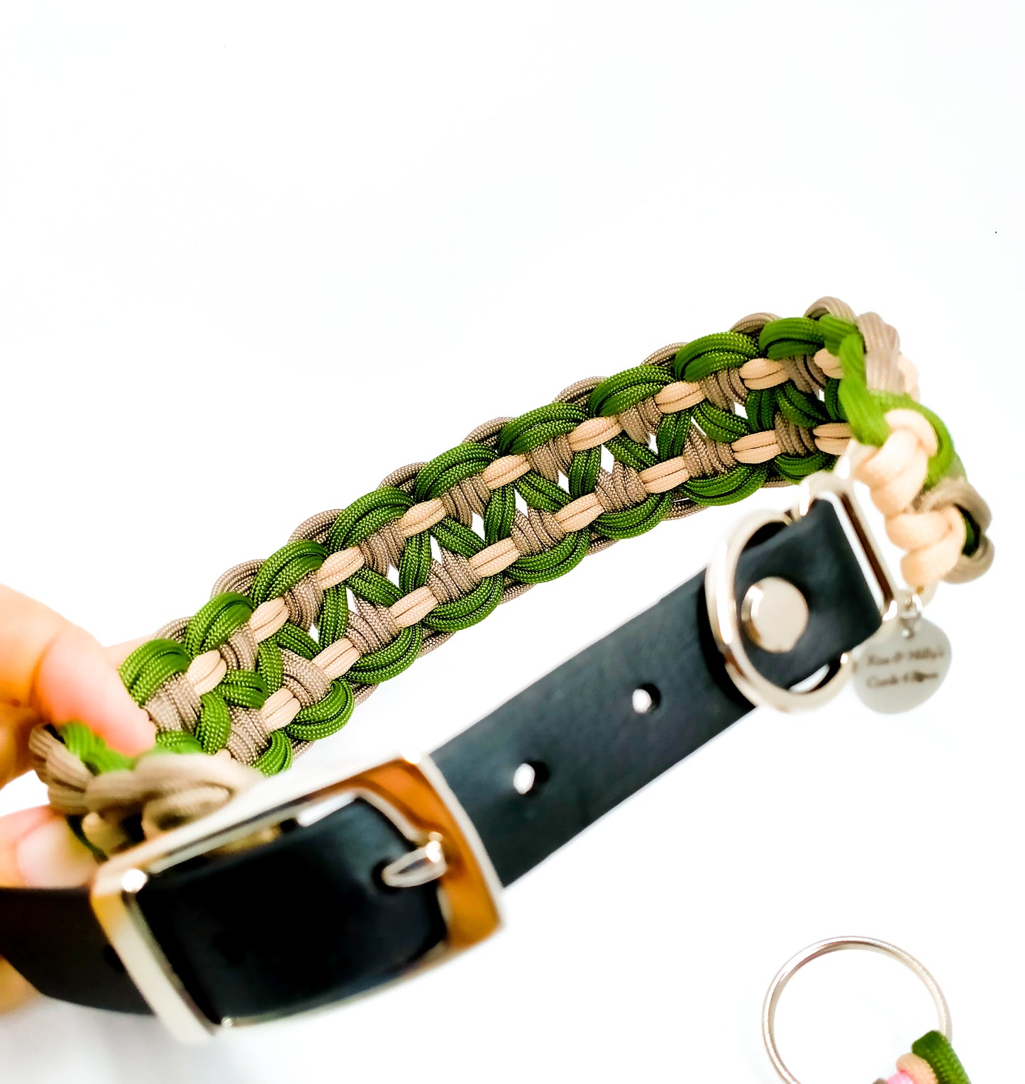 Dog Collar - Sadie's Posie Kim & Milly's Cords 4 Paws Paracord Handmade Dog Accessories Customizable Made in Germany Shipping worldwide