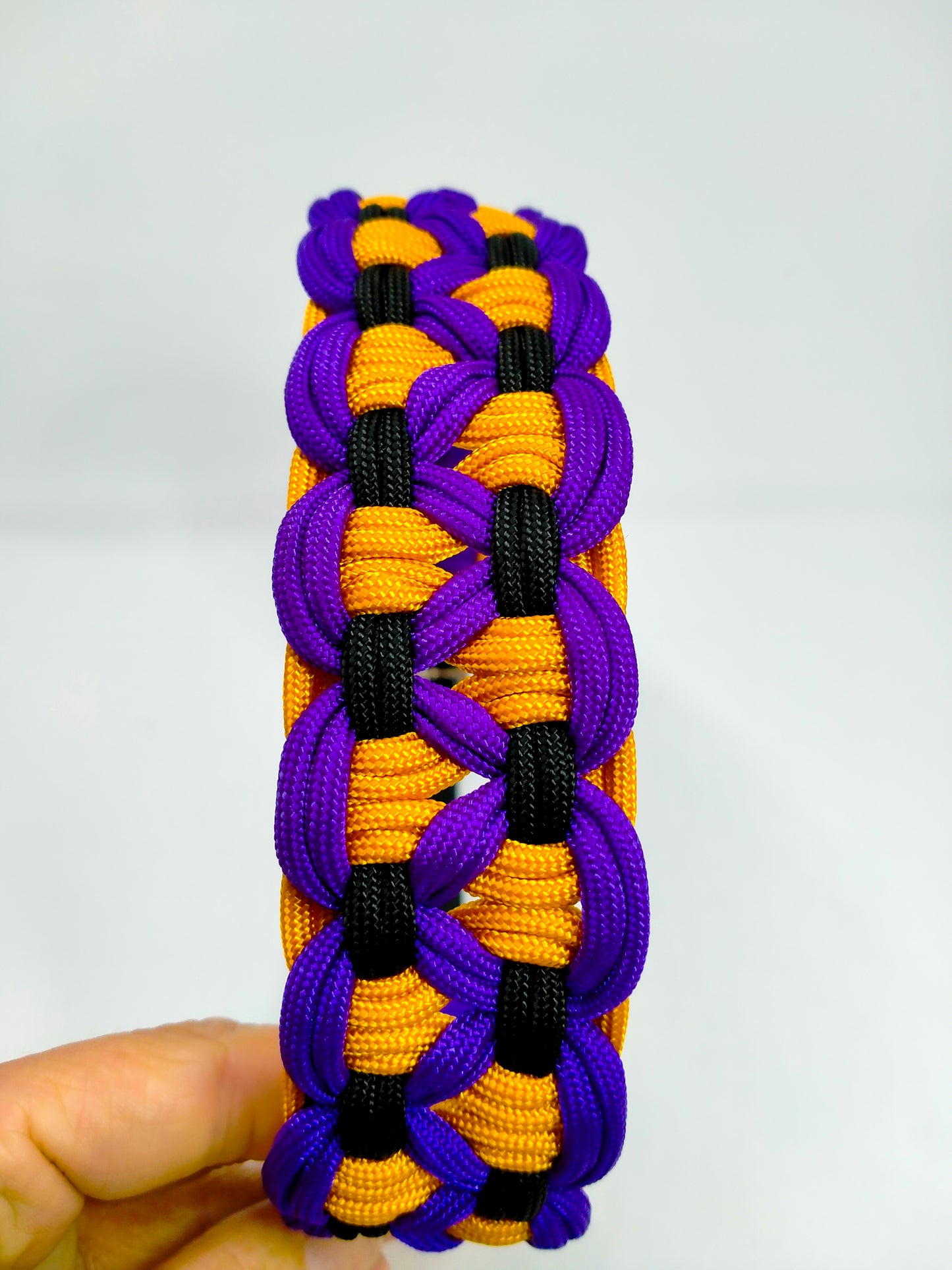 Dog Collar - Sadie's Posie Kim & Milly's Cords 4 Paws Paracord Handmade Dog Accessories Customizable Made in Germany Shipping worldwide