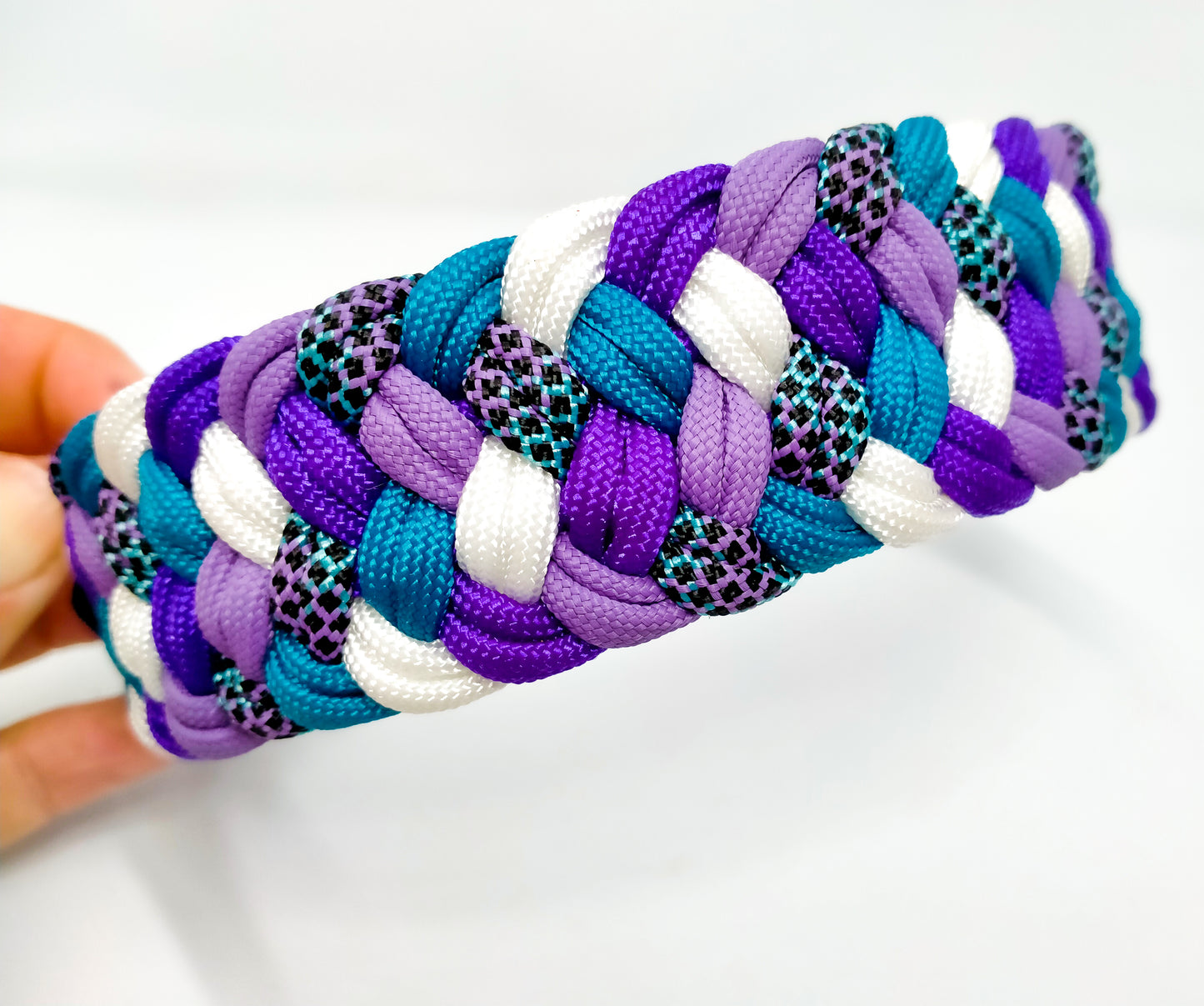 Dog Collar - Milly's Rainbow cords4paws Paracord Handmade Dog Accessories Customizable Made in Germany Shipping worldwide