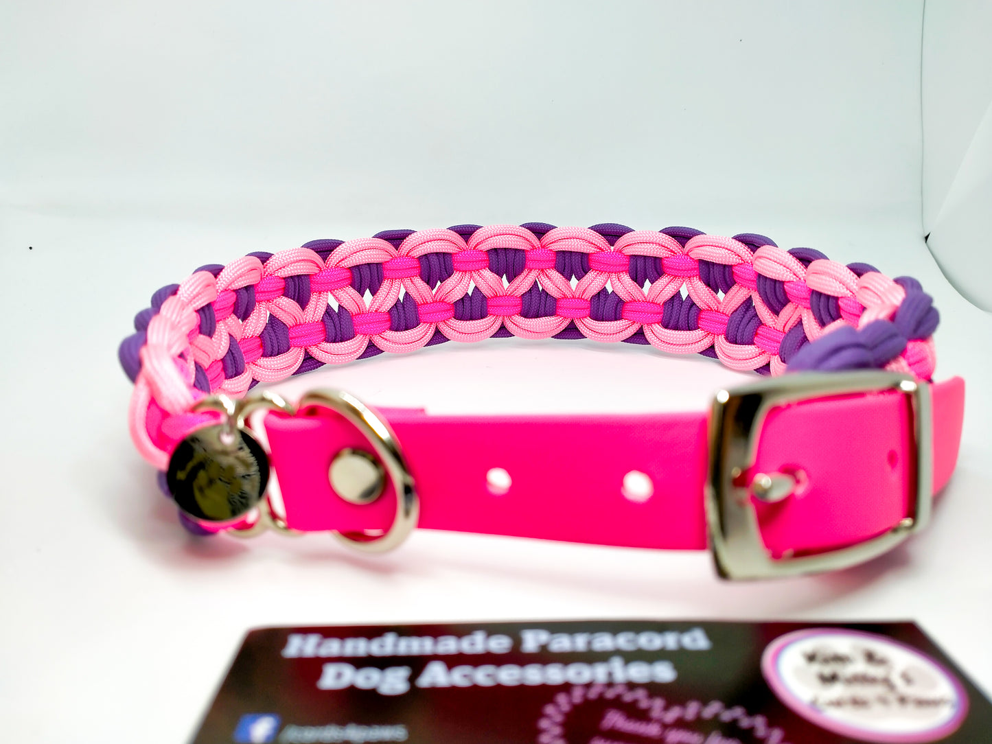 Dog Collar - Sadie's Posie Kim & Milly's Cords 4 Paws Paracord Handmade Dog Accessories Customizable Made in Germany Shipping worldwide