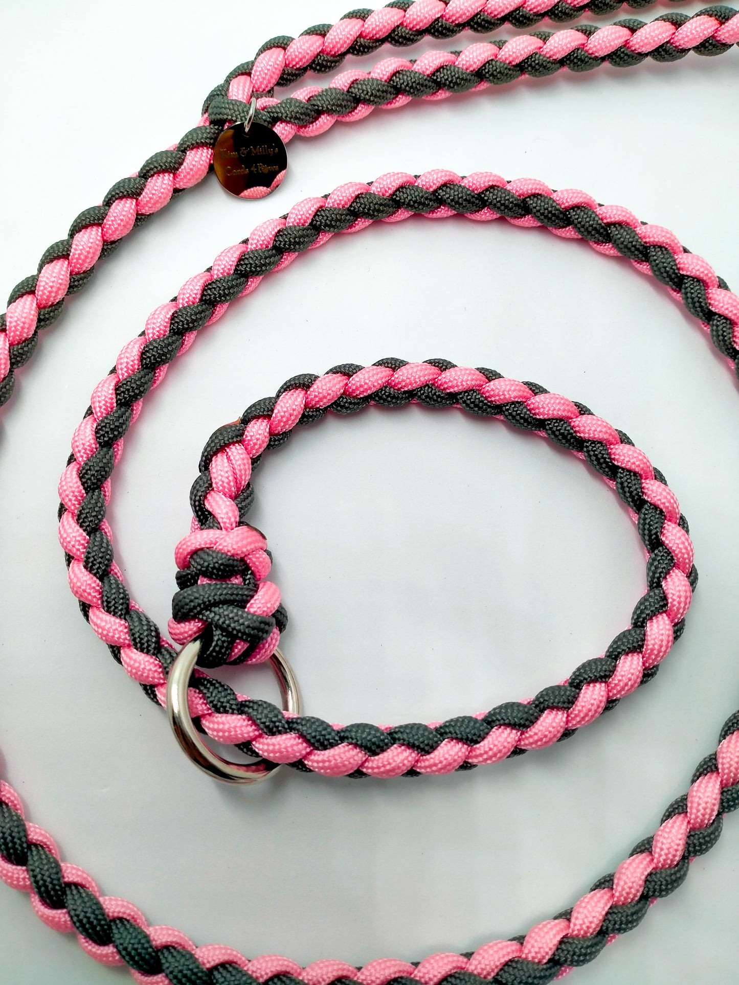 Groomer's Slip Lead - 4 Strand Round Braid cords4paws Paracord Handmade Dog Accessories Customizable Made in Germany Shipping worldwide