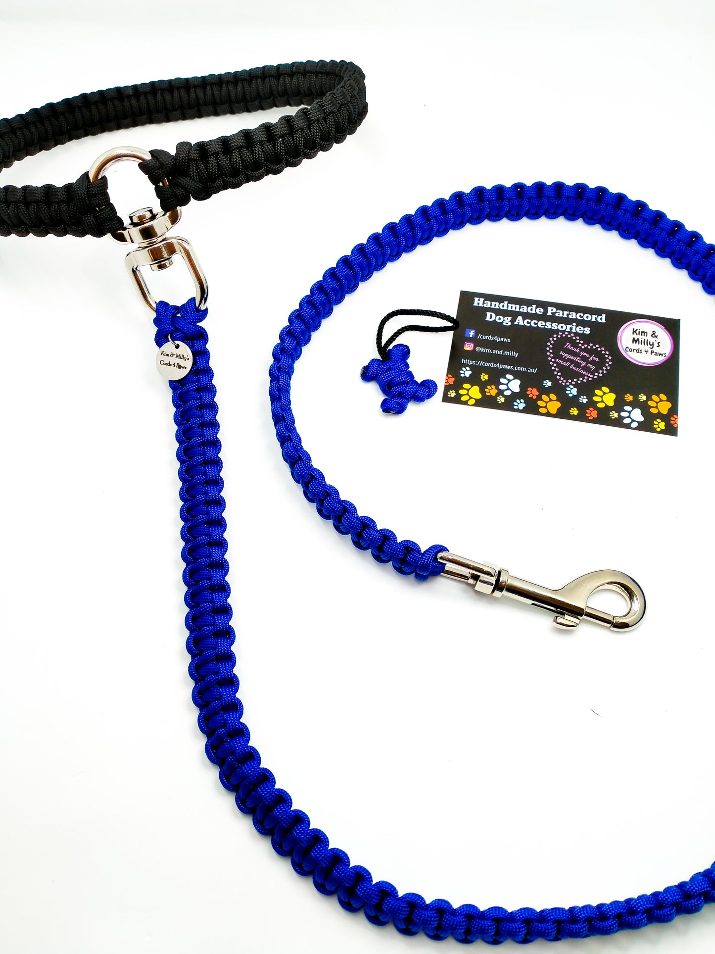 Headrest Car Restraint - "Cobra" cords4paws Paracord Handmade Dog Accessories Customizable Made in Germany Shipping worldwide