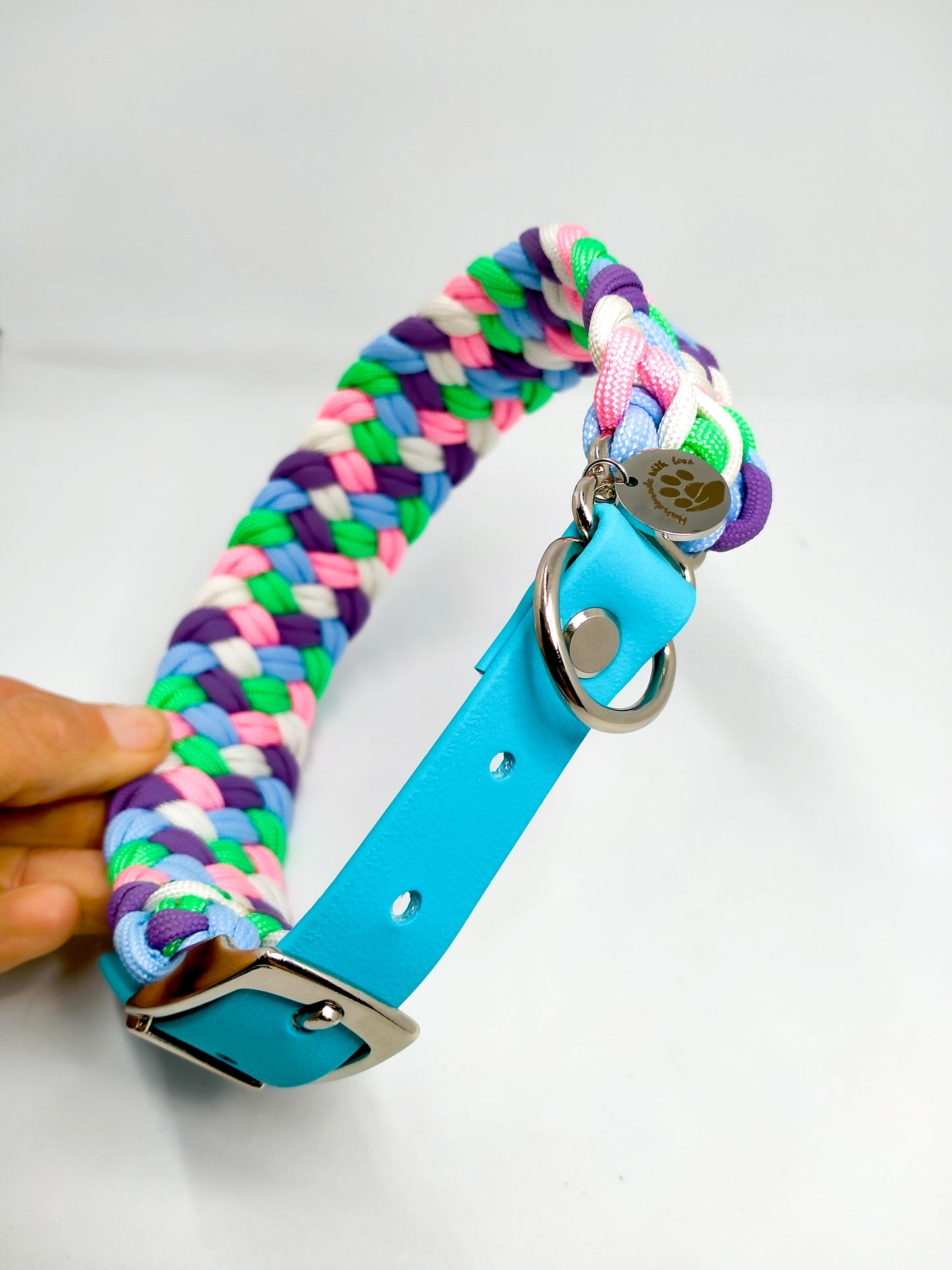 Dog Collar - Milly's Rainbow cords4paws Paracord Handmade Dog Accessories Customizable Made in Germany Shipping worldwide