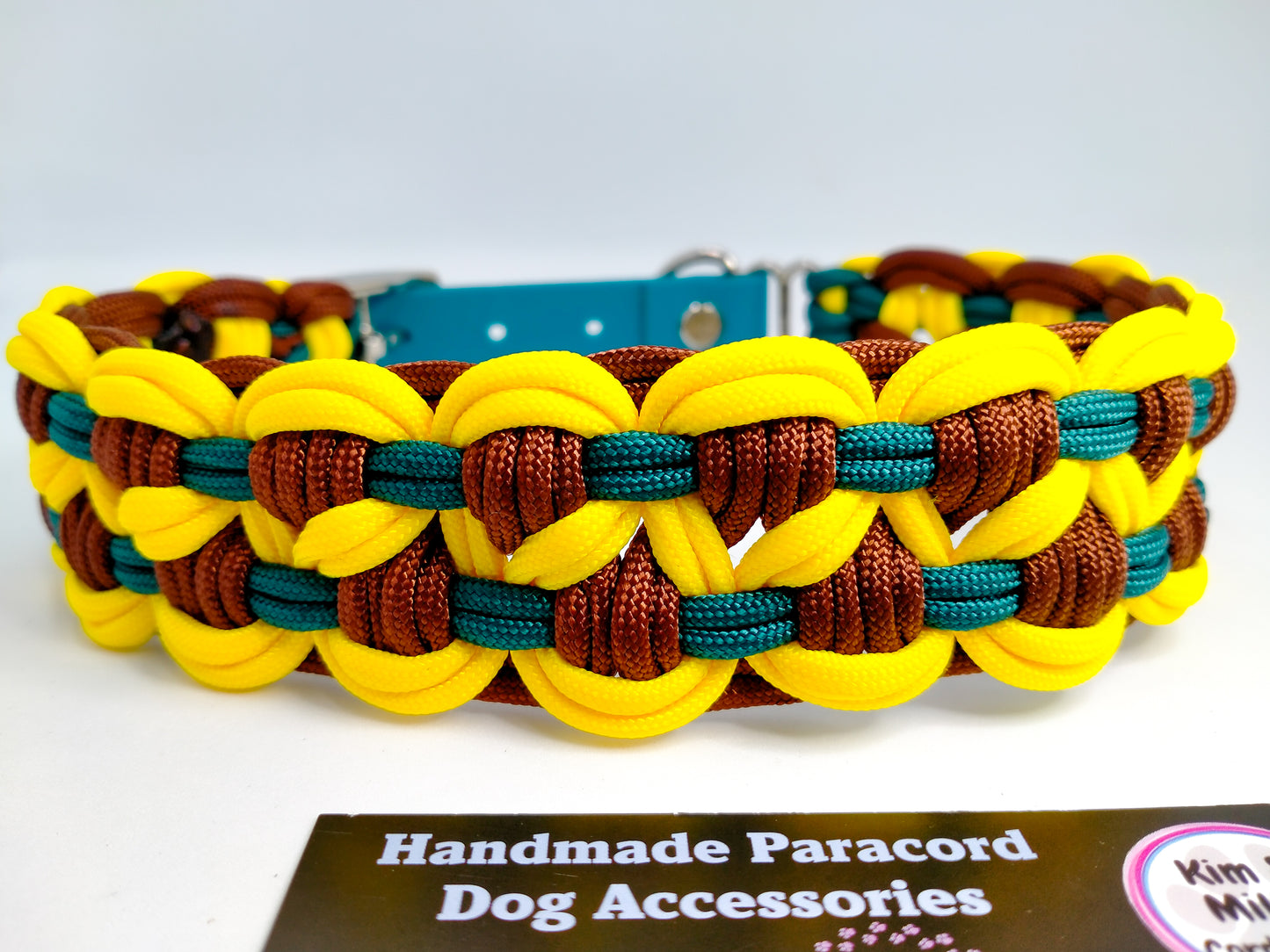 Dog Collar - Sadie's Posie Kim & Milly's Cords 4 Paws Paracord Handmade Dog Accessories Customizable Made in Germany Shipping worldwide