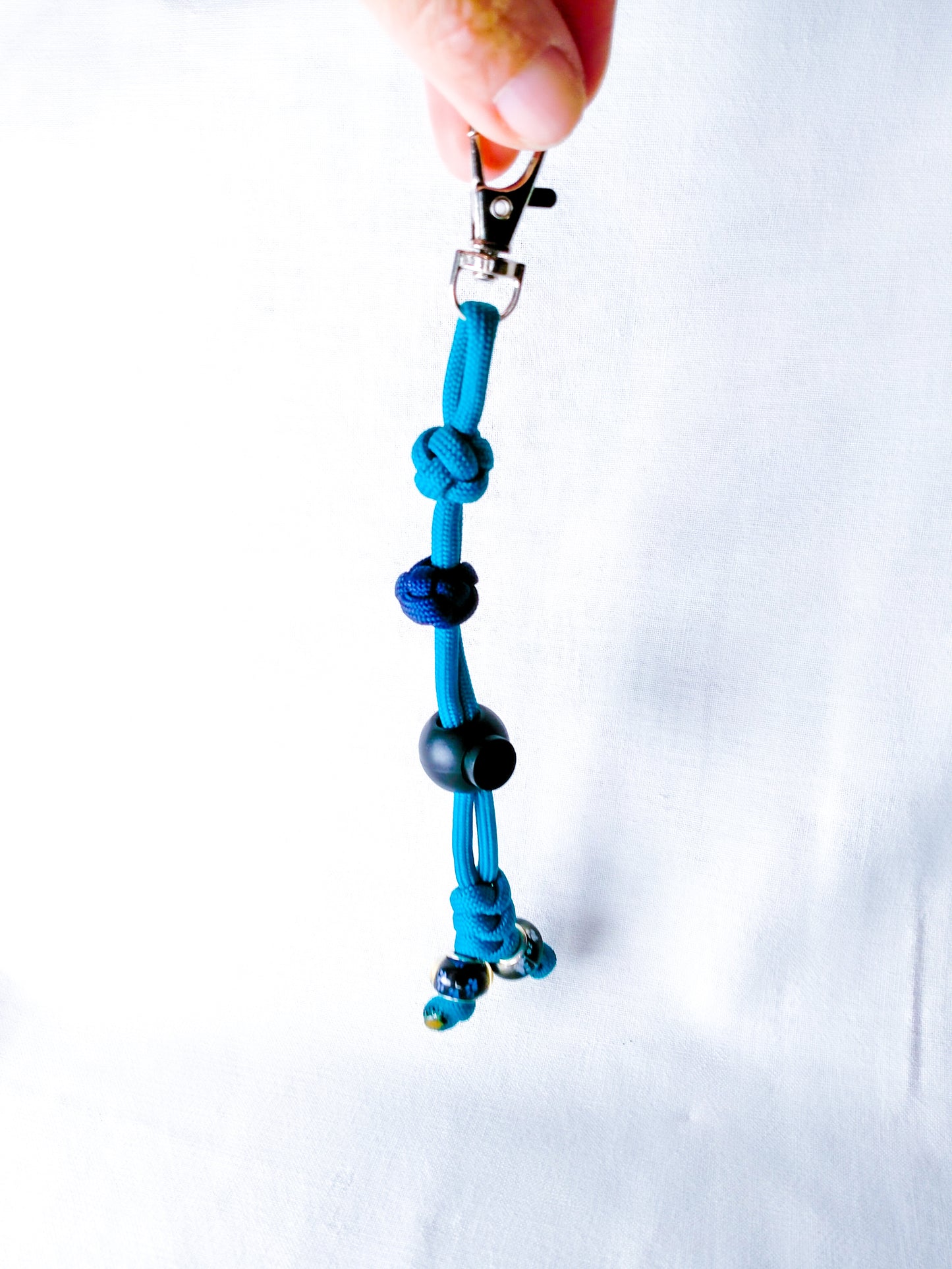 Pre-Made: Key Chain - 💩 Bag Holder (assorted colours) Ocean Blue (dark blue) Kim & Milly's Cords 4 Paws Paracord Handmade Dog Accessories Customizable Made in Germany Shipping worldwide