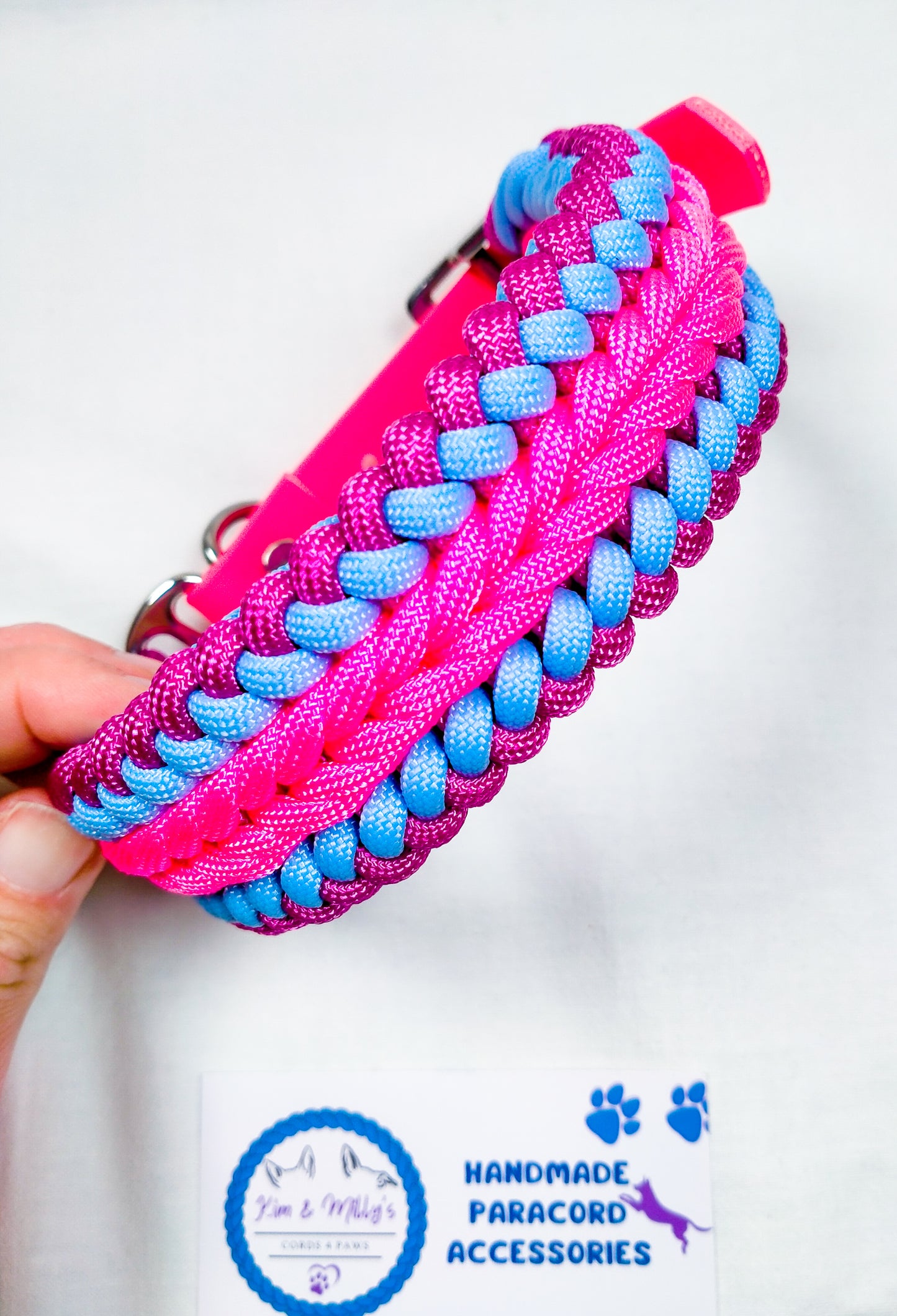 Pre-Made: Endless Falls Collar, 27 - 36cm Kim & Milly's Cords 4 Paws Paracord Handmade Dog Accessories Customizable Made in Germany Shipping worldwide