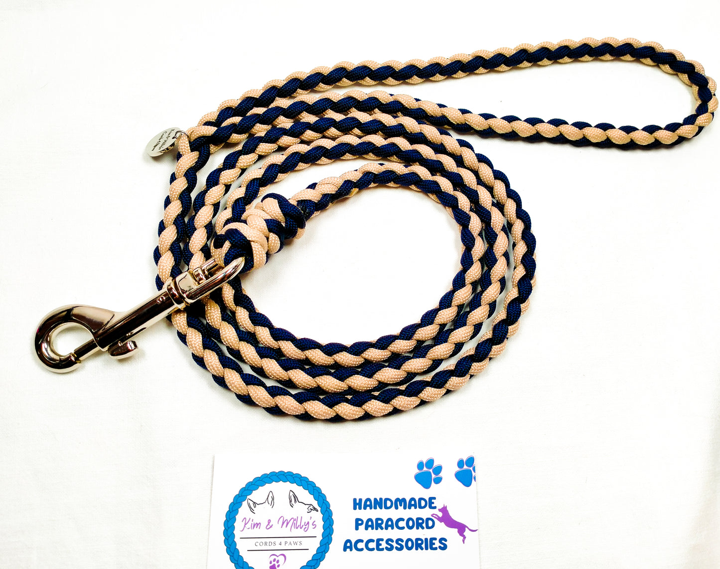 Pre Made: 4 Strand Round Braid Lead, Tan, Midnight Blue, 1.3m Kim & Milly's Cords 4 Paws Paracord Handmade Dog Accessories Customizable Made in Germany Shipping worldwide