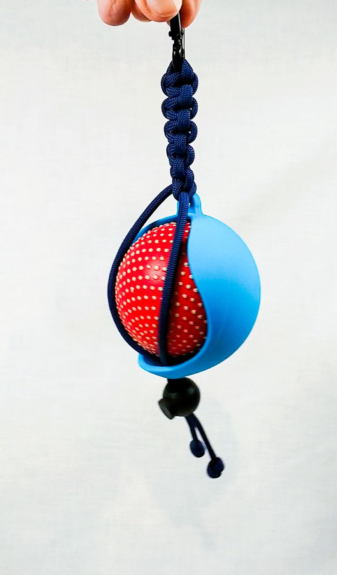 Paracord Ball Holder Kim & Milly's Cords 4 Paws Paracord Handmade Dog Accessories Customizable Made in Germany Shipping worldwide