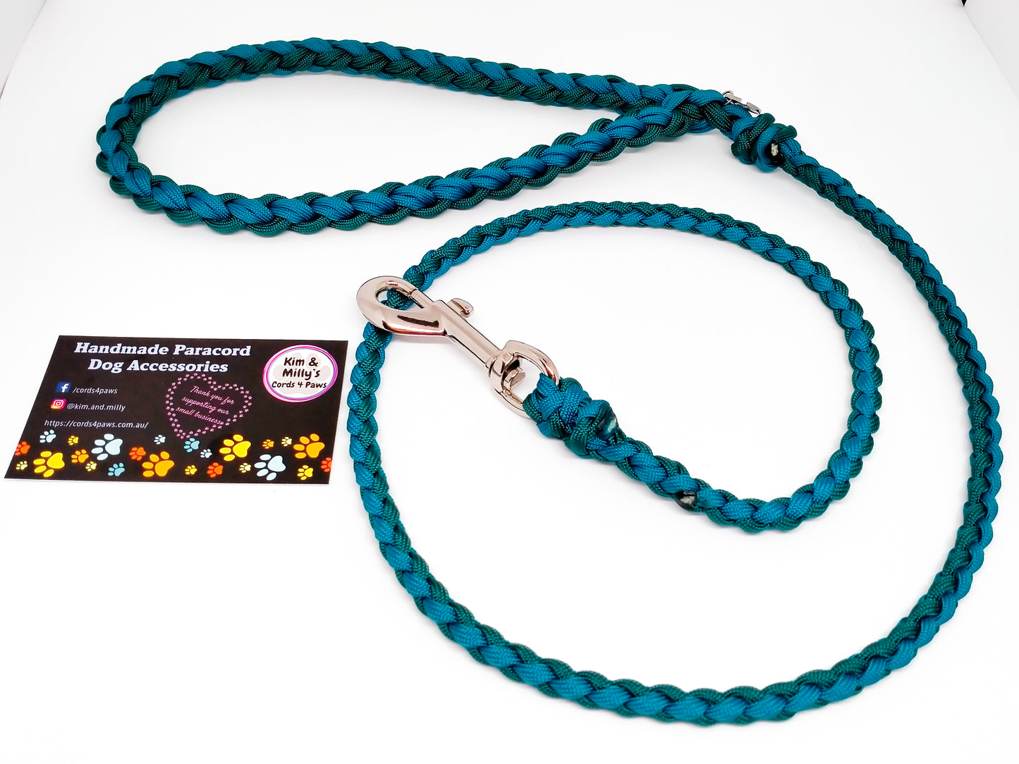 Dog Lead - 4 Strand Round Braid cords4paws Paracord Handmade Dog Accessories Customizable Made in Germany Shipping worldwide