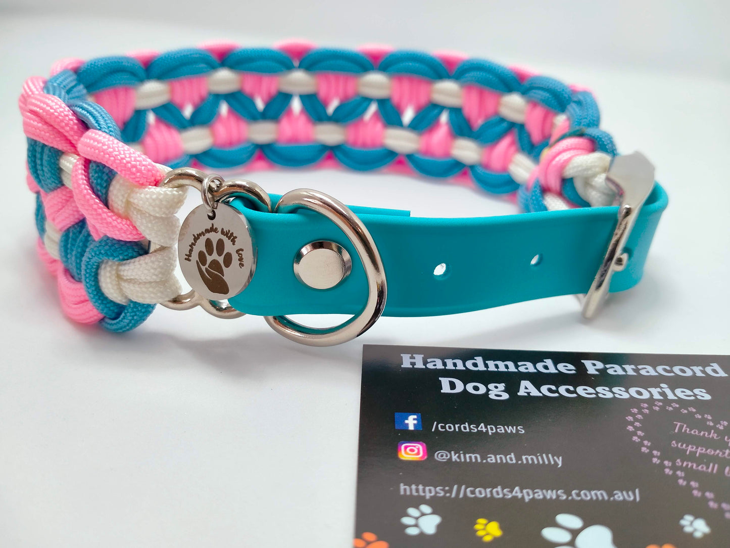 Dog Collar - Sadie's Posie Kim & Milly's Cords 4 Paws Paracord Handmade Dog Accessories Customizable Made in Germany Shipping worldwide