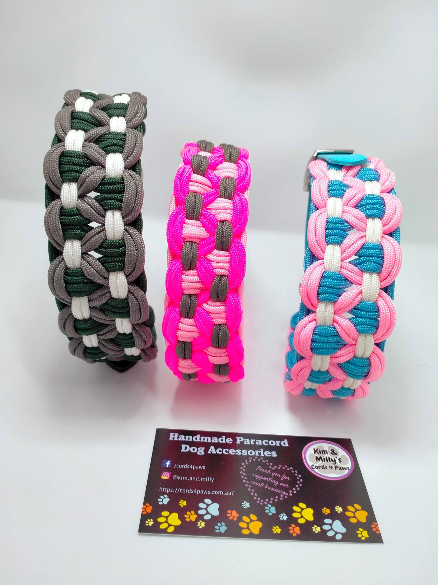 Dog Collar - Sadie's Posie Kim & Milly's Cords 4 Paws Paracord Handmade Dog Accessories Customizable Made in Germany Shipping worldwide