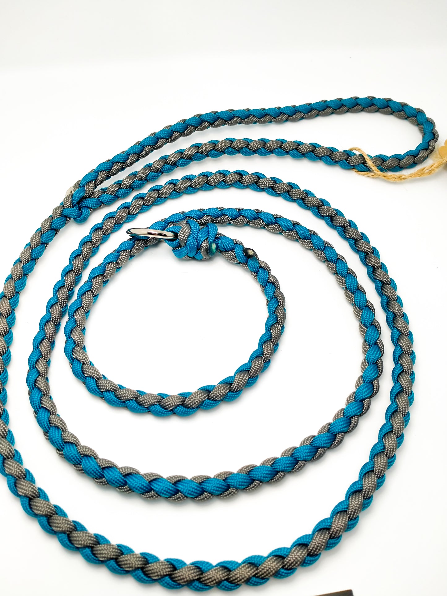 Groomer's Slip Lead - 4 Strand Round Braid cords4paws Paracord Handmade Dog Accessories Customizable Made in Germany Shipping worldwide