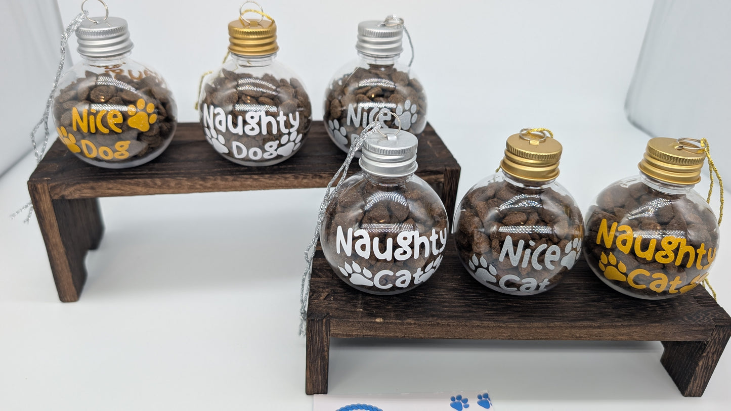 Weihnachtskugeln für Hunde & Katzen – „Nice“ & „Naughty“ - auch personalisierbar