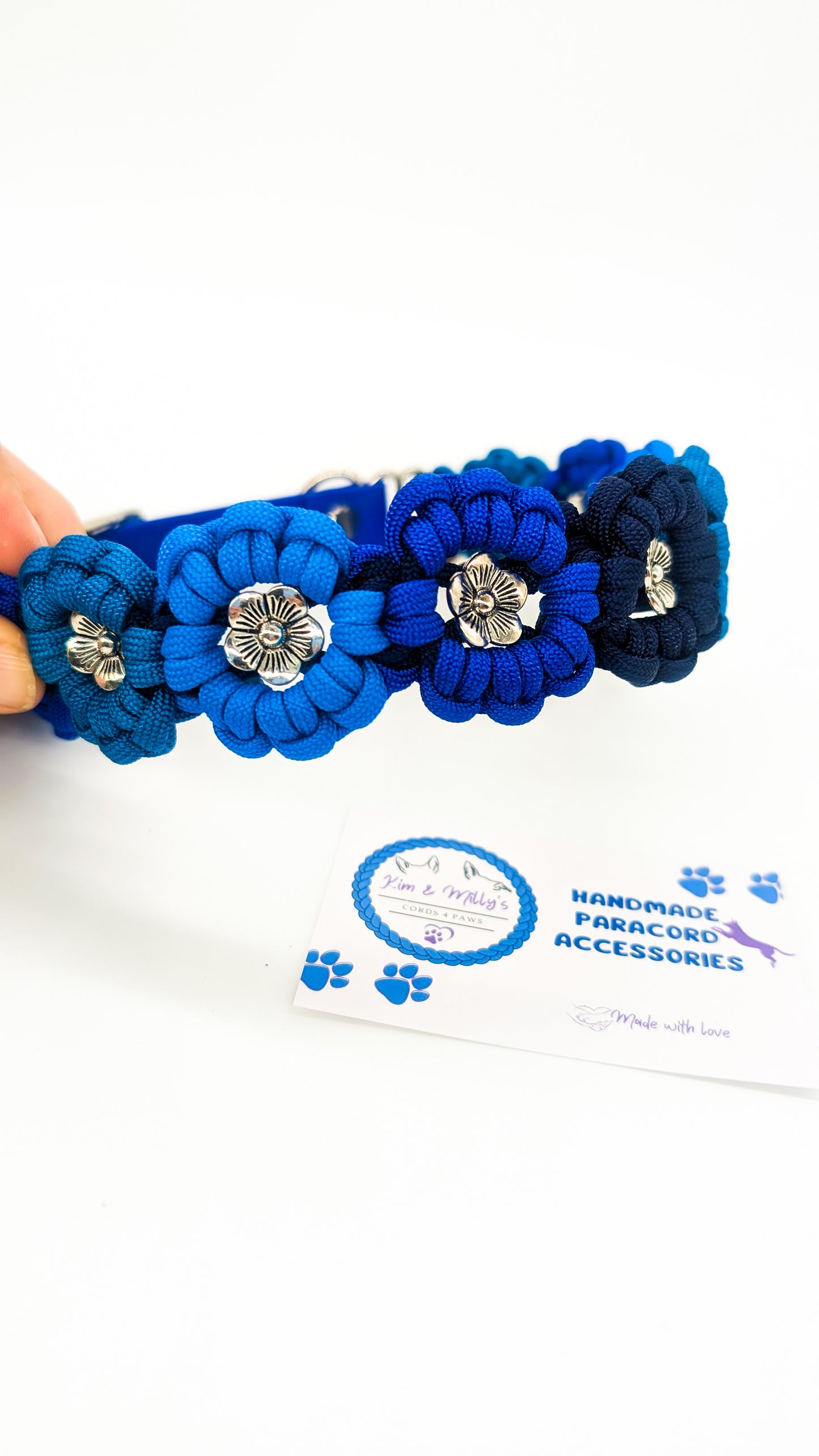 Pre Made: Kimmy's Blooms Collar, 37-45cm, Blues